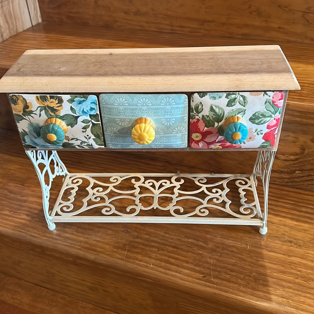 COPY - Pioneer Woman - Coffee & Tea Holder w/drawers
